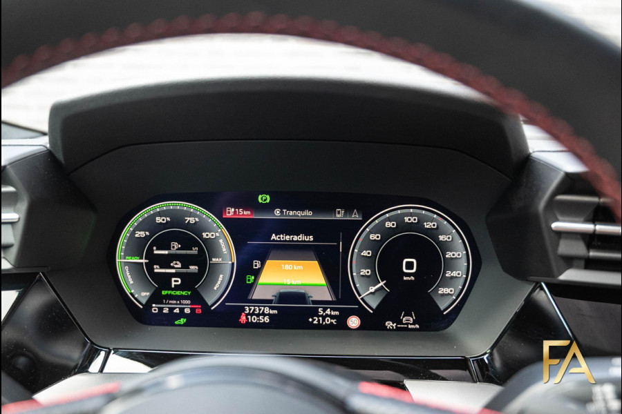 Audi A3 Sportback 45 TFSI e S edition Competition Panodak|Carbonpakket|RS Seats|MatrixLED|B&O|Massage