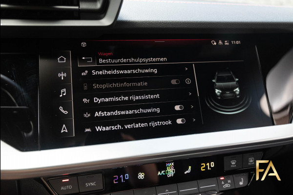 Audi A3 Sportback 45 TFSI e S edition Competition Panodak|Carbonpakket|RS Seats|MatrixLED|B&O|Massage