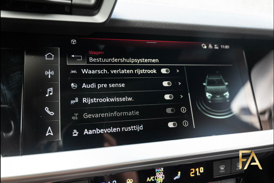 Audi A3 Sportback 45 TFSI e S edition Competition Panodak|Carbonpakket|RS Seats|MatrixLED|B&O|Massage
