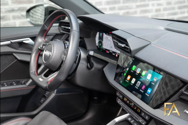 Audi A3 Sportback 45 TFSI e S edition Competition Panodak|Carbonpakket|RS Seats|MatrixLED|B&O|Massage