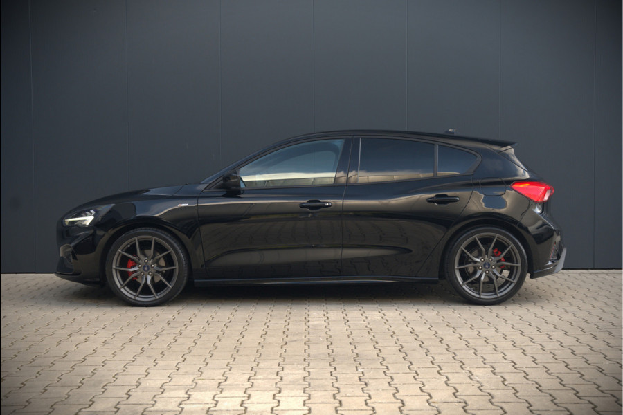 Ford Focus 1.5 EcoBoost ST Line Business | Stoelverwarming | Stuurverwarming | Automaat | Navigatie | Camera | Apple Carplay | Cruise Control | Keyless | LED | PDC |