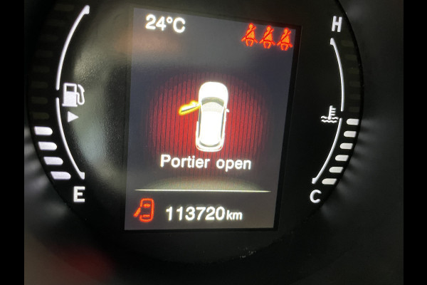 Fiat 500X 1.4 Turbo MultiAir Lounge Airco - Cruise control - Parkeersensoren achter - Licht metalen velgen 18 inch - navigatie - mistlampen voor - Multifunctioneel stuurwiel