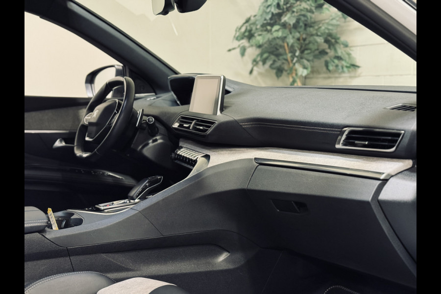 Peugeot 3008 1.6 HYbrid4 300 GT Pack Business | 19" | Panorama | Focal | Adapt.Cruise