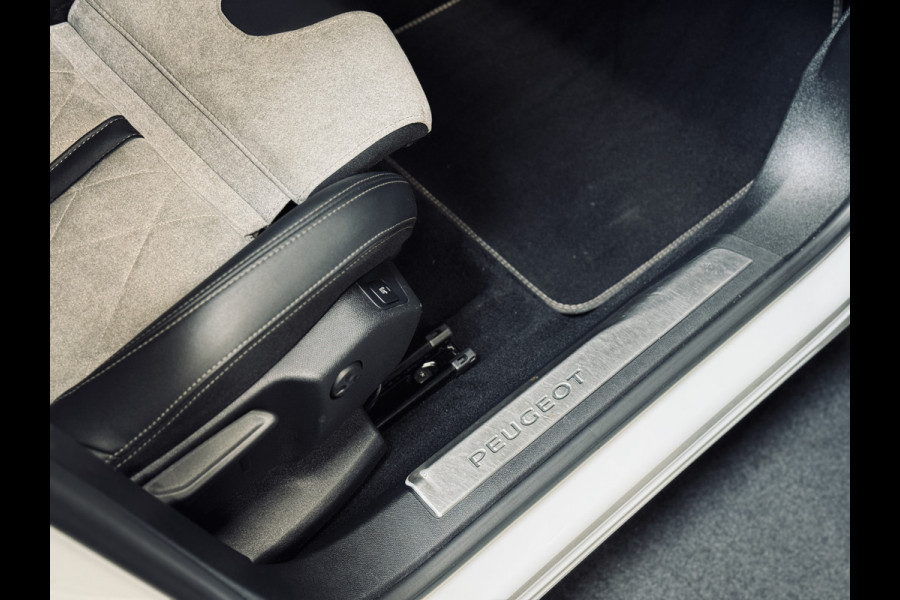 Peugeot 3008 1.6 HYbrid4 300 GT Pack Business | 19" | Panorama | Focal | Adapt.Cruise