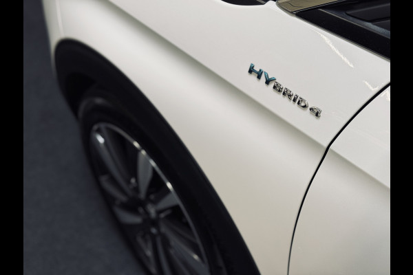 Peugeot 3008 1.6 HYbrid4 300 GT Pack Business | 19" | Panorama | Focal | Adapt.Cruise