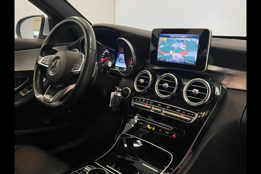 Mercedes-Benz C-Klasse Estate 180 / AMG / NL-auto / Leder / Camera