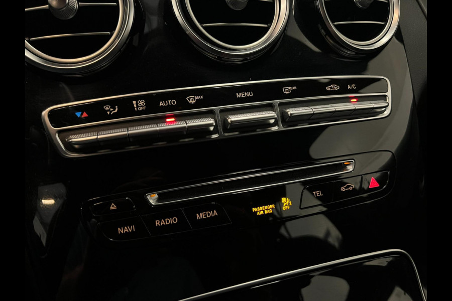 Mercedes-Benz C-Klasse Estate 180 / AMG / NL-auto / Leder / Camera