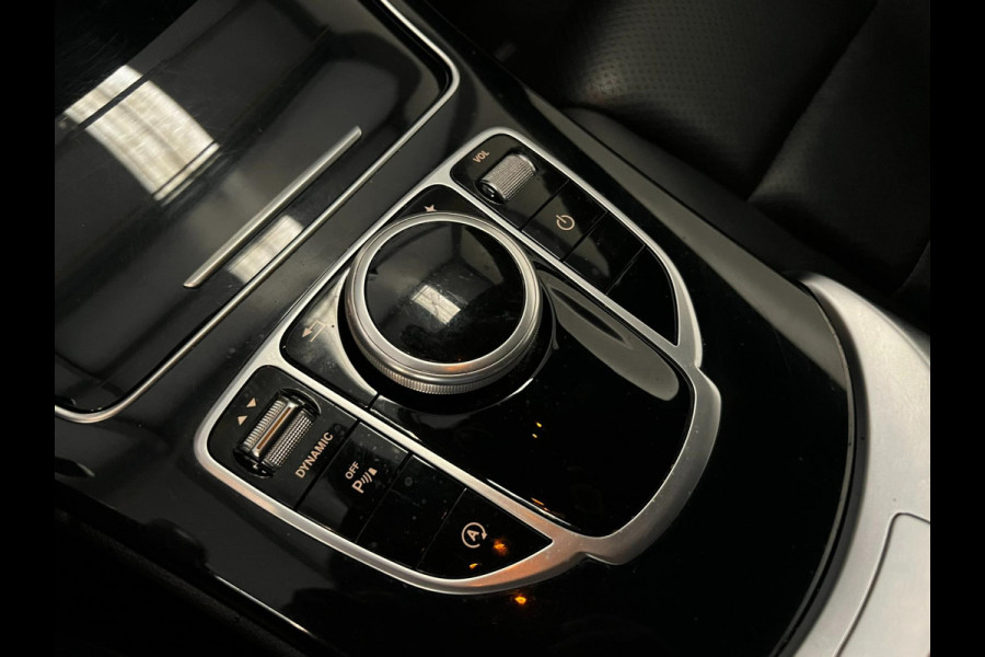 Mercedes-Benz C-Klasse Estate 180 / AMG / NL-auto / Leder / Camera