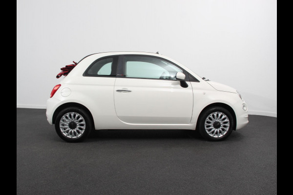 Fiat 500C 1.2 Automaat Lounge Navigatie Apple Carplay/Android Auto Cruise Control Airco Dab Parkeersensoren Achter Lichtmetalen Velgen