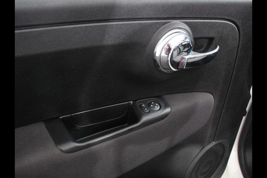 Fiat 500C 1.2 Automaat Lounge Navigatie Apple Carplay/Android Auto Cruise Control Airco Dab Parkeersensoren Achter Lichtmetalen Velgen