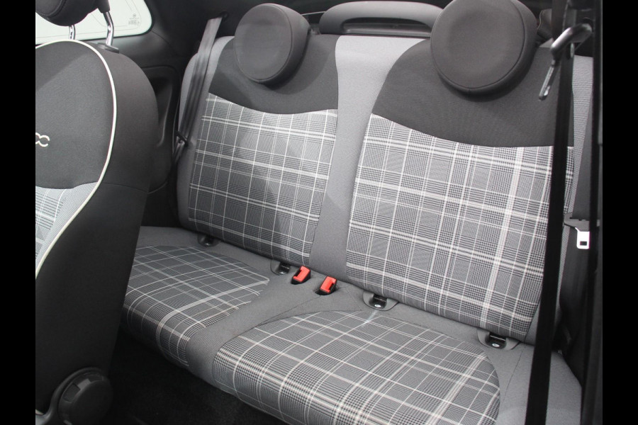 Fiat 500C 1.2 Automaat Lounge Navigatie Apple Carplay/Android Auto Cruise Control Airco Dab Parkeersensoren Achter Lichtmetalen Velgen