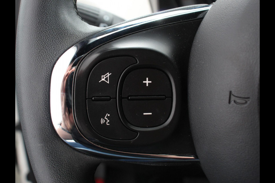 Fiat 500C 1.2 Automaat Lounge Navigatie Apple Carplay/Android Auto Cruise Control Airco Dab Parkeersensoren Achter Lichtmetalen Velgen