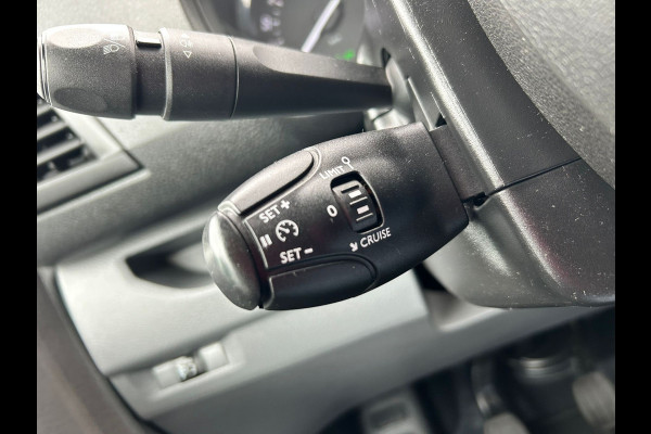 Peugeot Expert 2.0 BlueHDI 123 PK / 87.085 KM!! / L2H1 / AIRCO / CRUISE / IMPERIAAL / INRICHTING / 3 - ZITS / TREKHAAK