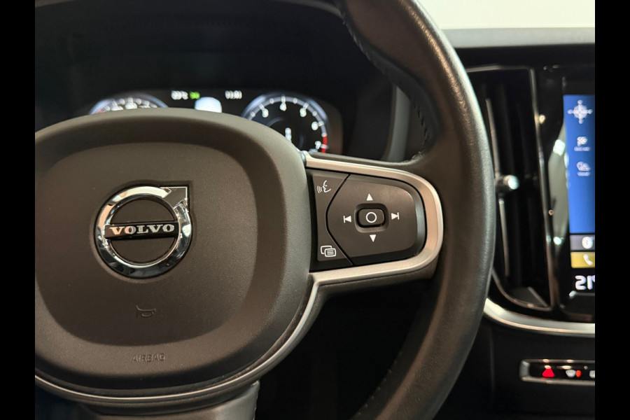 Volvo V60 2.0 B3 Momentum | Navigatie | Trekhaak | BTW-Auto