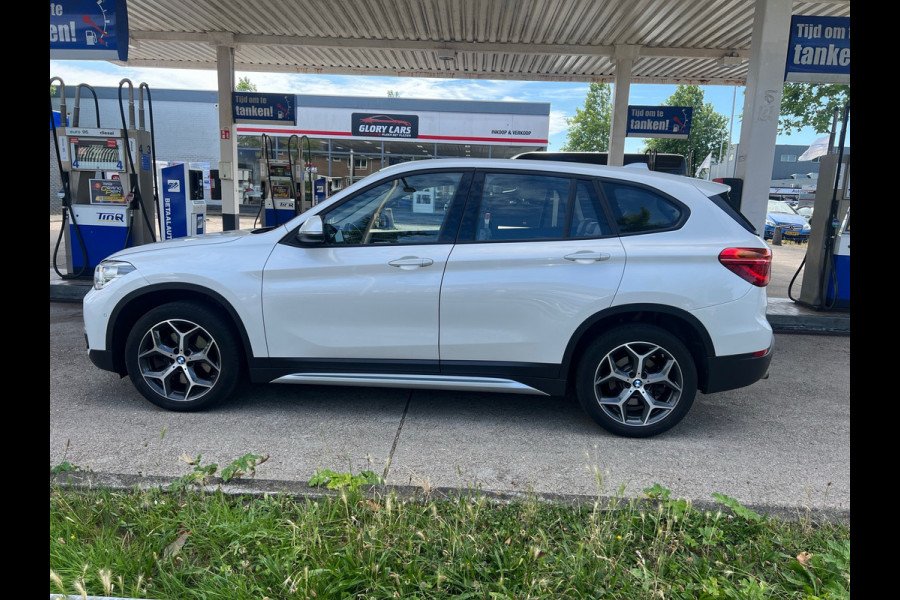 BMW X1 XDrive25i PANO,AUTOMAAT,PDC