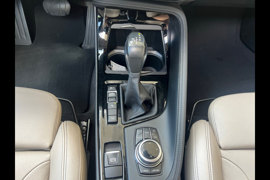 BMW X1 XDrive25i PANO,AUTOMAAT,PDC