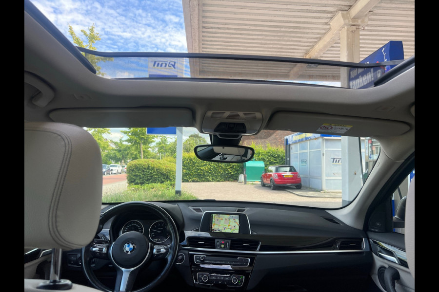 BMW X1 XDrive25i PANO,AUTOMAAT,PDC