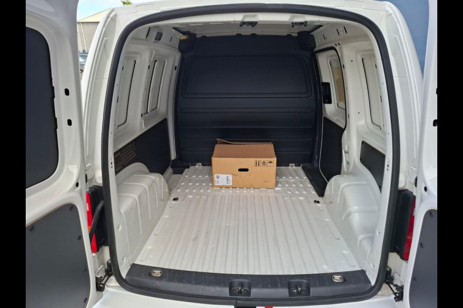 Volkswagen Caddy 2.0 TDI L1H1 BMT Exclusive Edition VERLAAGD / AIRCO / CRUISE CONTROLE / EURO 6 / NAVI