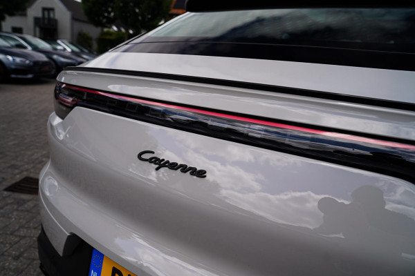 Porsche Cayenne Coupé 3.0 E-Hybrid | Panorama | Stoelkoeling | Sport Chrono | PASM | BOSE Sound | Turbo Design | HuD | Luchtvering
