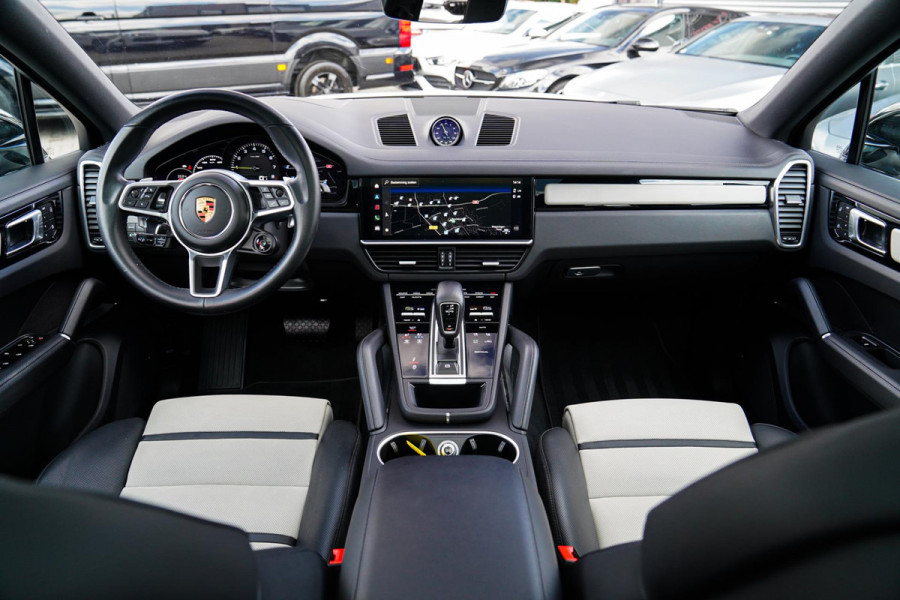 Porsche Cayenne Coupé 3.0 E-Hybrid | Panorama | Stoelkoeling | Sport Chrono | PASM | BOSE Sound | Turbo Design | HuD | Luchtvering