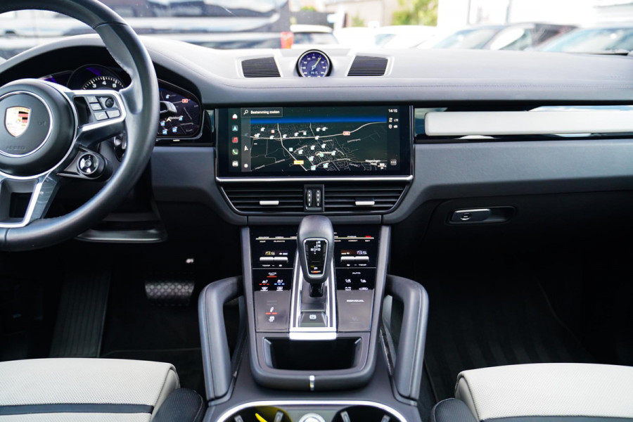 Porsche Cayenne Coupé 3.0 E-Hybrid | Panorama | Stoelkoeling | Sport Chrono | PASM | BOSE Sound | Turbo Design | HuD | Luchtvering