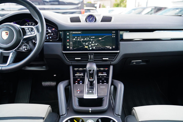 Porsche Cayenne Coupé 3.0 E-Hybrid | Panorama | Stoelkoeling | Sport Chrono | PASM | BOSE Sound | Turbo Design | HuD | Luchtvering