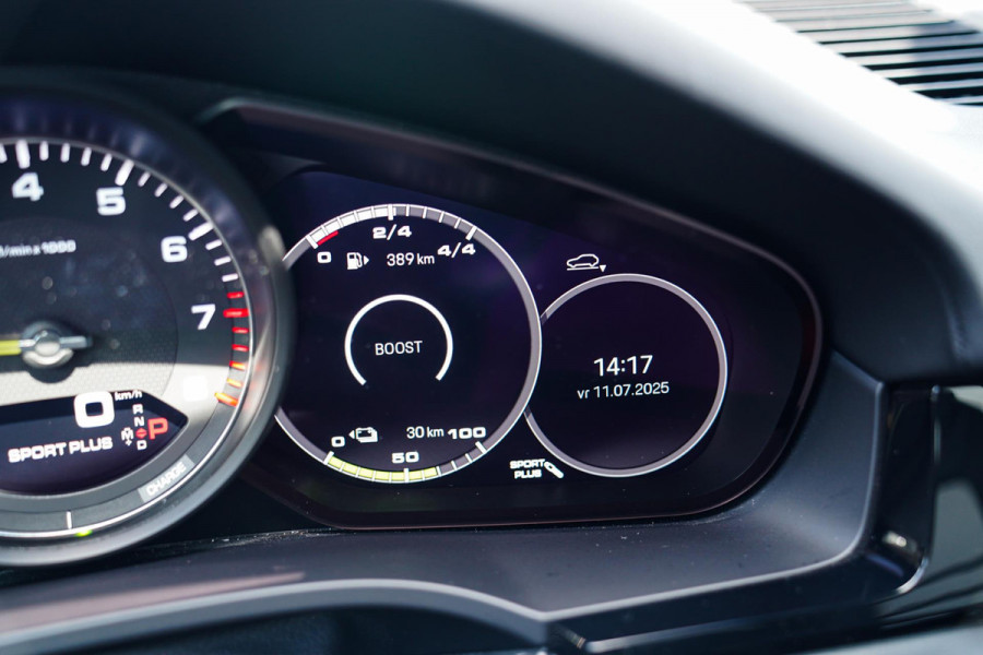 Porsche Cayenne Coupé 3.0 E-Hybrid | Panorama | Stoelkoeling | Sport Chrono | PASM | BOSE Sound | Turbo Design | HuD | Luchtvering
