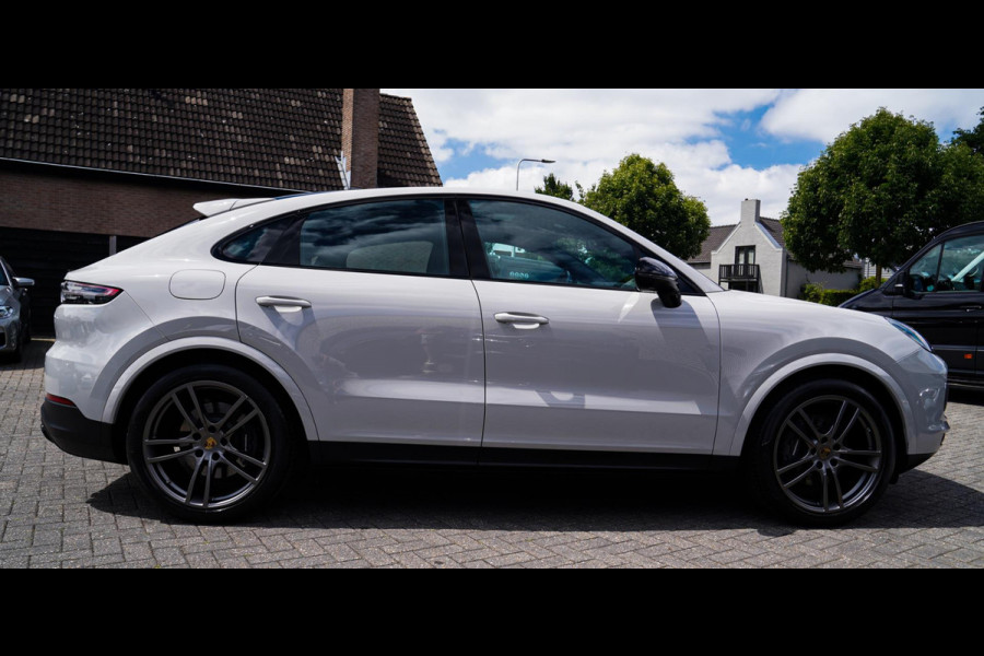 Porsche Cayenne Coupé 3.0 E-Hybrid | Panorama | Stoelkoeling | Sport Chrono | PASM | BOSE Sound | Turbo Design | HuD | Luchtvering