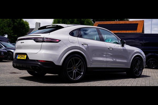 Porsche Cayenne Coupé 3.0 E-Hybrid | Panorama | Stoelkoeling | Sport Chrono | PASM | BOSE Sound | Turbo Design | HuD | Luchtvering