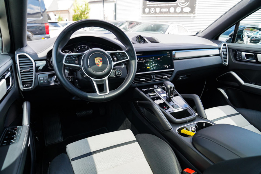 Porsche Cayenne Coupé 3.0 E-Hybrid | Panorama | Stoelkoeling | Sport Chrono | PASM | BOSE Sound | Turbo Design | HuD | Luchtvering