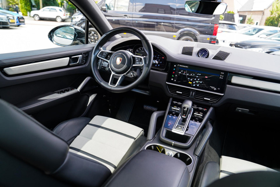 Porsche Cayenne Coupé 3.0 E-Hybrid | Panorama | Stoelkoeling | Sport Chrono | PASM | BOSE Sound | Turbo Design | HuD | Luchtvering