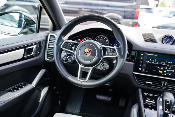 Porsche Cayenne Coupé 3.0 E-Hybrid | Panorama | Stoelkoeling | Sport Chrono | PASM | BOSE Sound | Turbo Design | HuD | Luchtvering