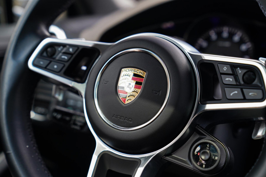 Porsche Cayenne Coupé 3.0 E-Hybrid | Panorama | Stoelkoeling | Sport Chrono | PASM | BOSE Sound | Turbo Design | HuD | Luchtvering