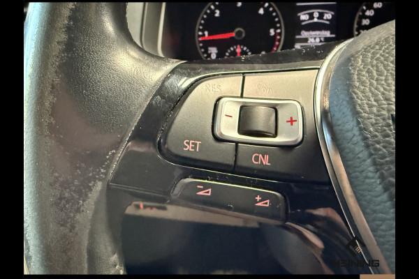 Volkswagen Transporter 2.0 TDI L2H1 DC Comfortline Plus 150 PK DSG