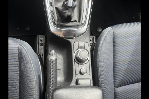 Mazda 2 1.5 Skyactiv-G Luxury | CRUISE CONTROL | STOELVERWARMING | CLIMATE CONTROL | LANE ASSIST |