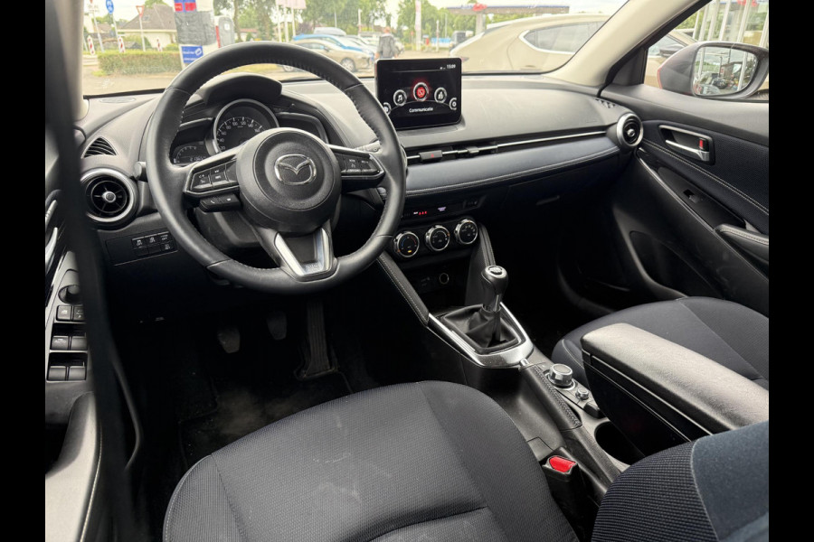 Mazda 2 1.5 Skyactiv-G Luxury | CRUISE CONTROL | STOELVERWARMING | CLIMATE CONTROL | LANE ASSIST |