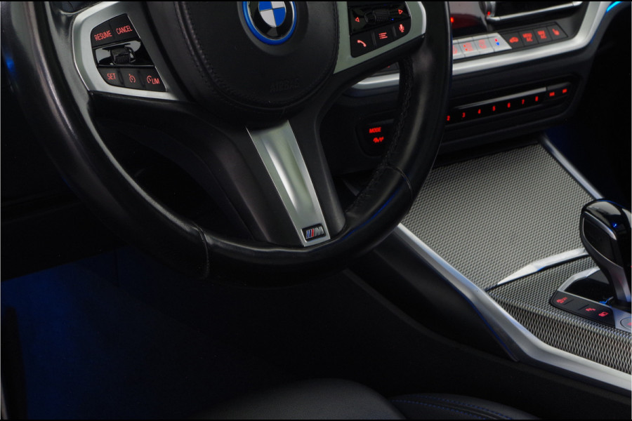BMW 3 Serie Touring 330e M Sport Pano.schuif/Laser LED/Adaptive ophanging/Memory/Head-up/Portimo Blue...