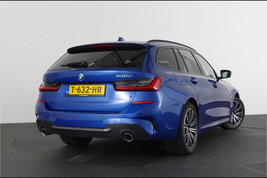 BMW 3 Serie Touring 330e M Sport Pano.schuif/Laser LED/Adaptive ophanging/Memory/Head-up/Portimo Blue...
