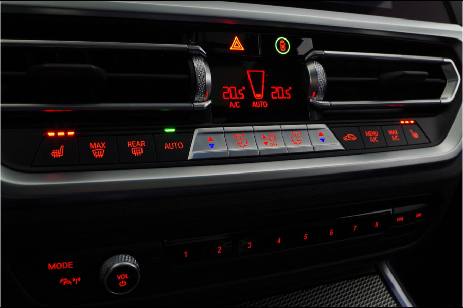 BMW 3 Serie Touring 330e M Sport Pano.schuif/Laser LED/Adaptive ophanging/Memory/Head-up/Portimo Blue...