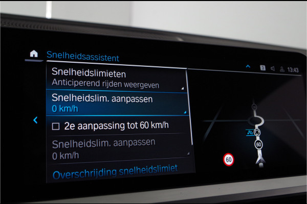 BMW 3 Serie Touring 330e M Sport Pano.schuif/Laser LED/Adaptive ophanging/Memory/Head-up/Portimo Blue...