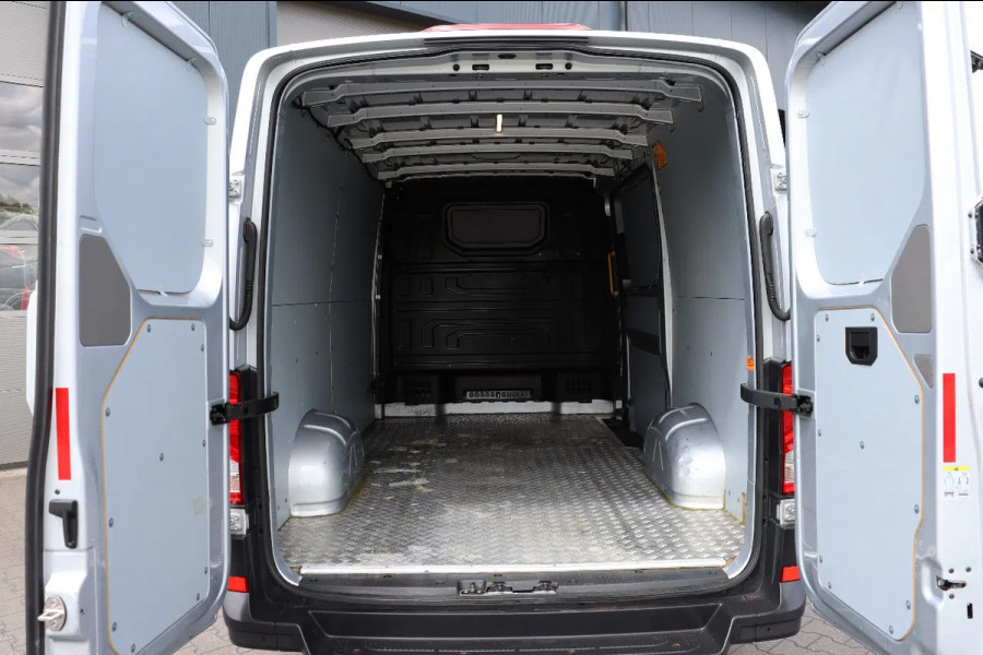 Volkswagen Crafter 2.0 TDI L3H2 l AIRCO l NAVI l CRUISE CONTROL l PDC