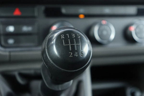 Volkswagen Crafter 2.0 TDI L3H2 l AIRCO l NAVI l CRUISE CONTROL l PDC