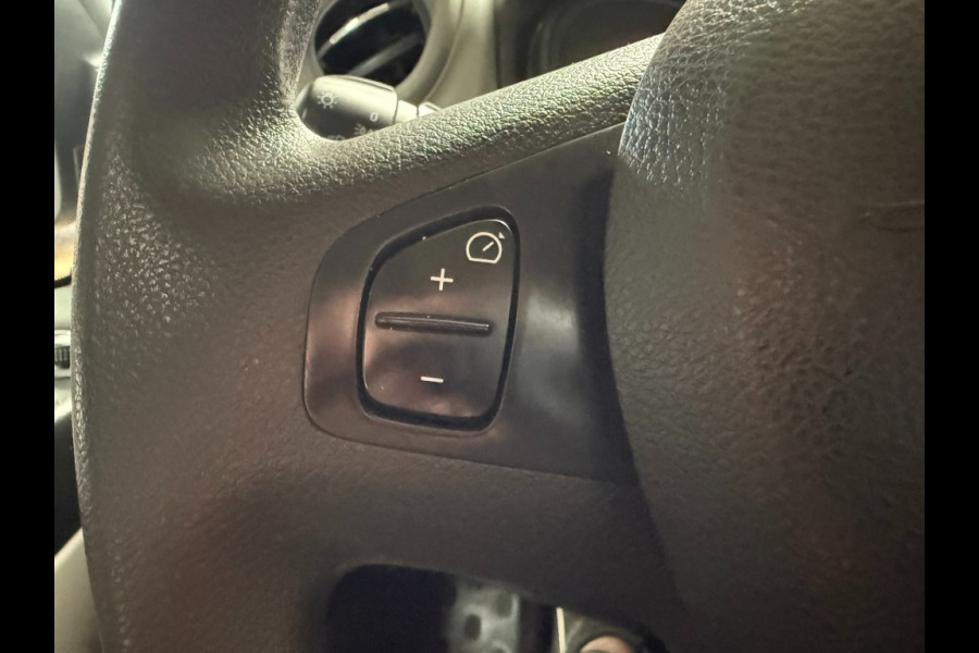 Renault Trafic 1.6 DCI L1 Airco usb cruise control trekhaak pdc 3zits