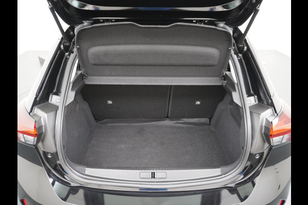 Opel Corsa 1.2I 101PK AUT-8 Apple Carplay Android Airco Navi Cruise control Pdc DAB Auto Stuurverwarming Regen-Lichtsensor Edition Schakelflippers Led Lmv 16" ESP Edition+ Pakket Spoorassistent Bluetooth Verkeersbord detectie 1.065kg  Nieuwprijs €29.236,-