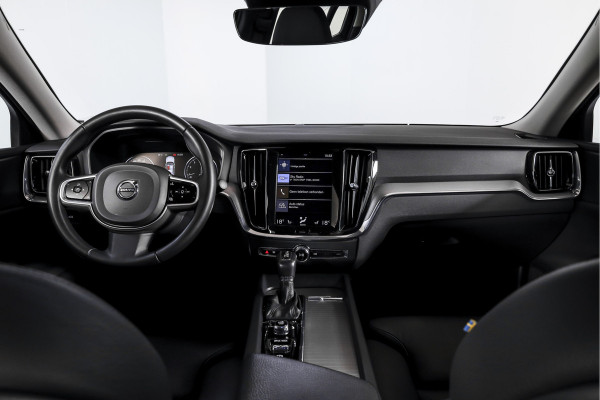 Volvo S60 2.0 T5 250 PK Intro Edition - Automaat | Dig. Cockpit | Adapt. Cruise | Leder | Elek. bestuurderstoel met geheugen | Stoelverw. | PDC | Camera | NAV + App. Connect | ECC | DAB | Elek. Trekhaak | LM 19" |