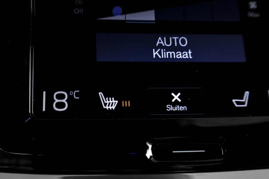 Volvo S60 2.0 T5 250 PK Intro Edition - Automaat | Dig. Cockpit | Adapt. Cruise | Leder | Elek. bestuurderstoel met geheugen | Stoelverw. | PDC | Camera | NAV + App. Connect | ECC | DAB | Elek. Trekhaak | LM 19" |