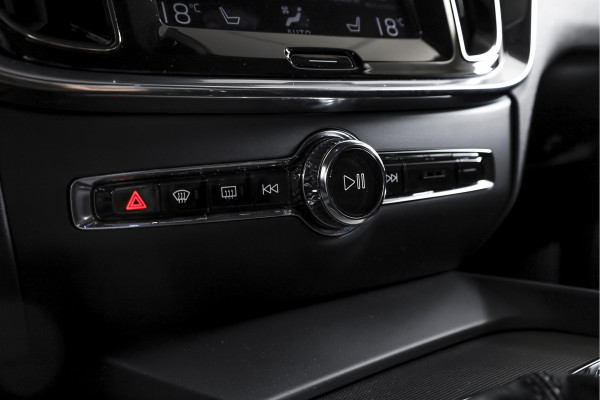 Volvo S60 2.0 T5 250 PK Intro Edition - Automaat | Dig. Cockpit | Adapt. Cruise | Leder | Elek. bestuurderstoel met geheugen | Stoelverw. | PDC | Camera | NAV + App. Connect | ECC | DAB | Elek. Trekhaak | LM 19" |