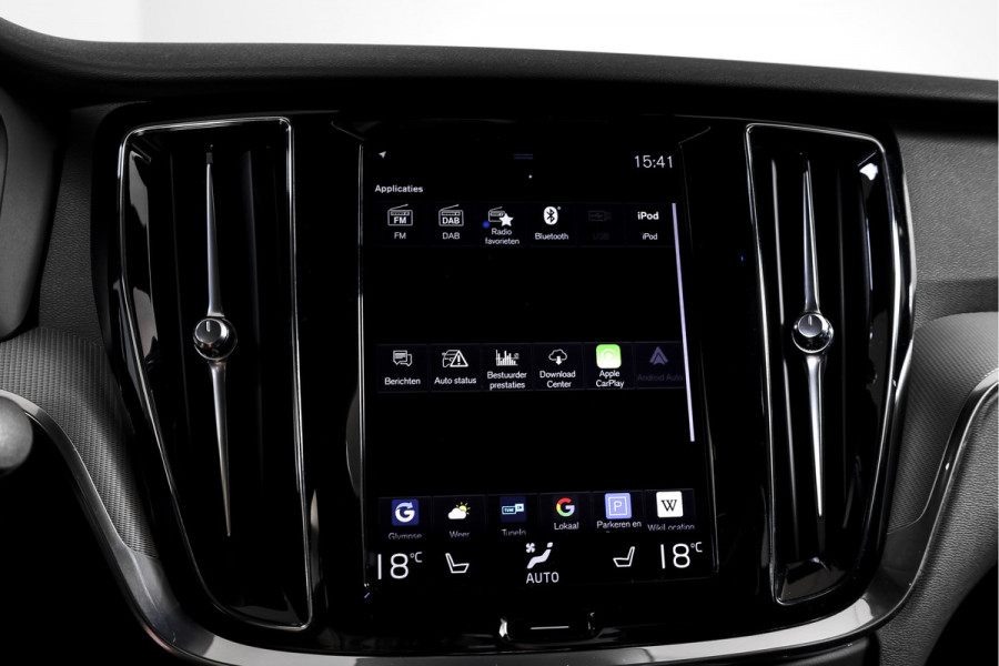 Volvo S60 2.0 T5 250 PK Intro Edition - Automaat | Dig. Cockpit | Adapt. Cruise | Leder | Elek. bestuurderstoel met geheugen | Stoelverw. | PDC | Camera | NAV + App. Connect | ECC | DAB | Elek. Trekhaak | LM 19" |
