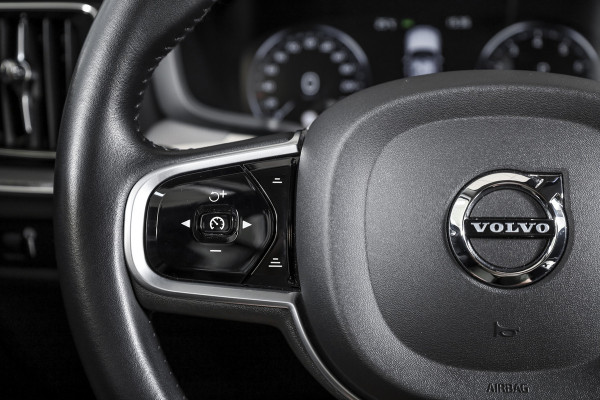 Volvo S60 2.0 T5 250 PK Intro Edition - Automaat | Dig. Cockpit | Adapt. Cruise | Leder | Elek. bestuurderstoel met geheugen | Stoelverw. | PDC | Camera | NAV + App. Connect | ECC | DAB | Elek. Trekhaak | LM 19" |