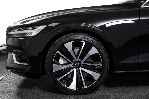 Volvo S60 2.0 T5 250 PK Intro Edition - Automaat | Dig. Cockpit | Adapt. Cruise | Leder | Elek. bestuurderstoel met geheugen | Stoelverw. | PDC | Camera | NAV + App. Connect | ECC | DAB | Elek. Trekhaak | LM 19" |